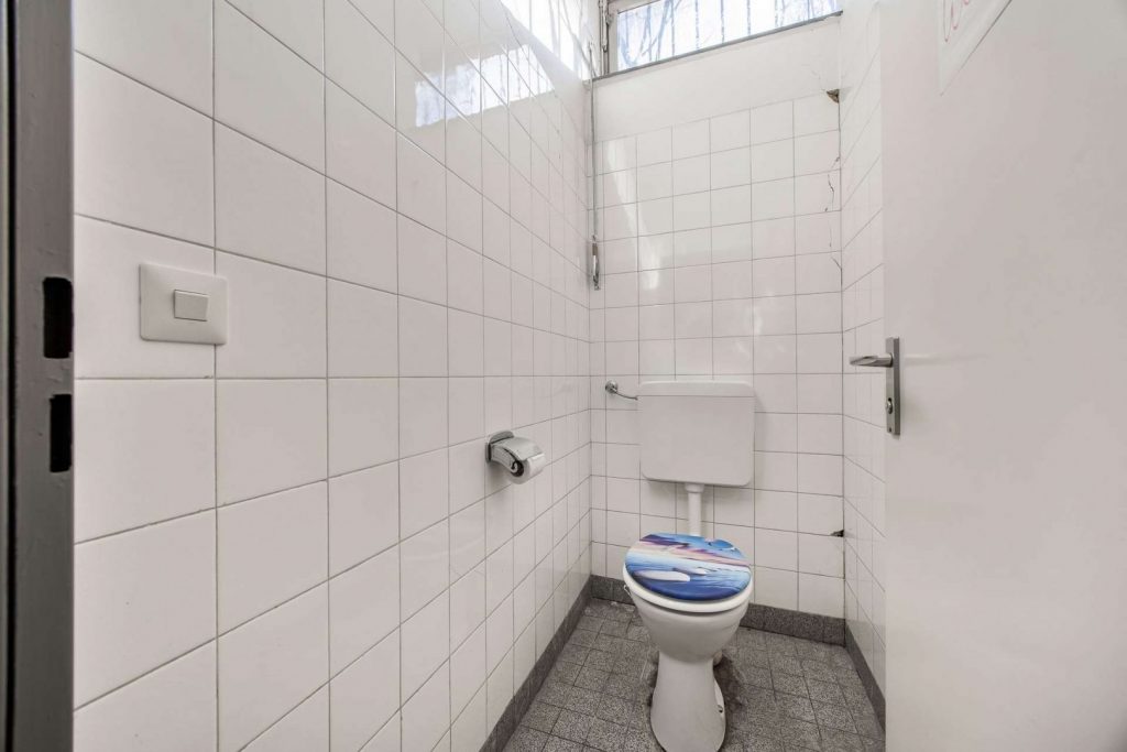 WC