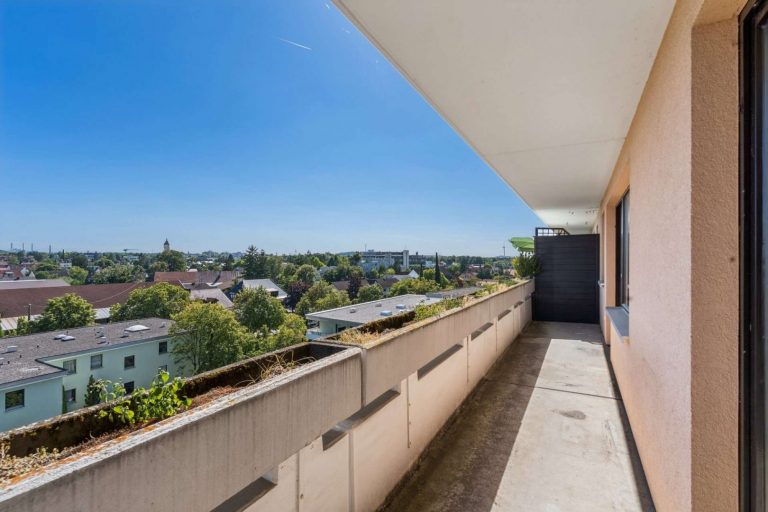 Balkon in S&uuml;dausrichtung