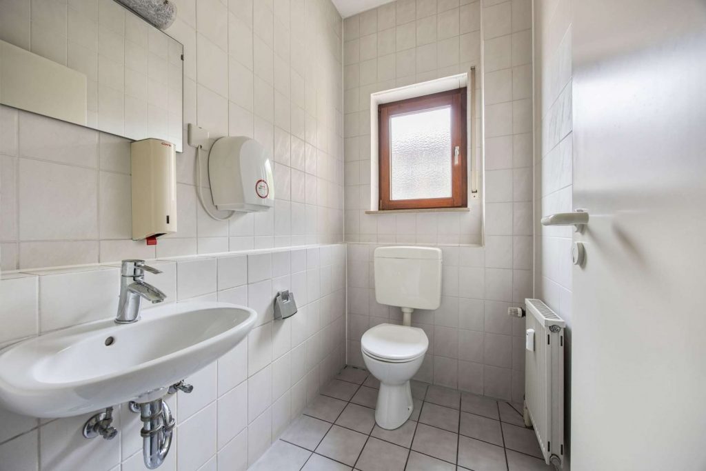 WC